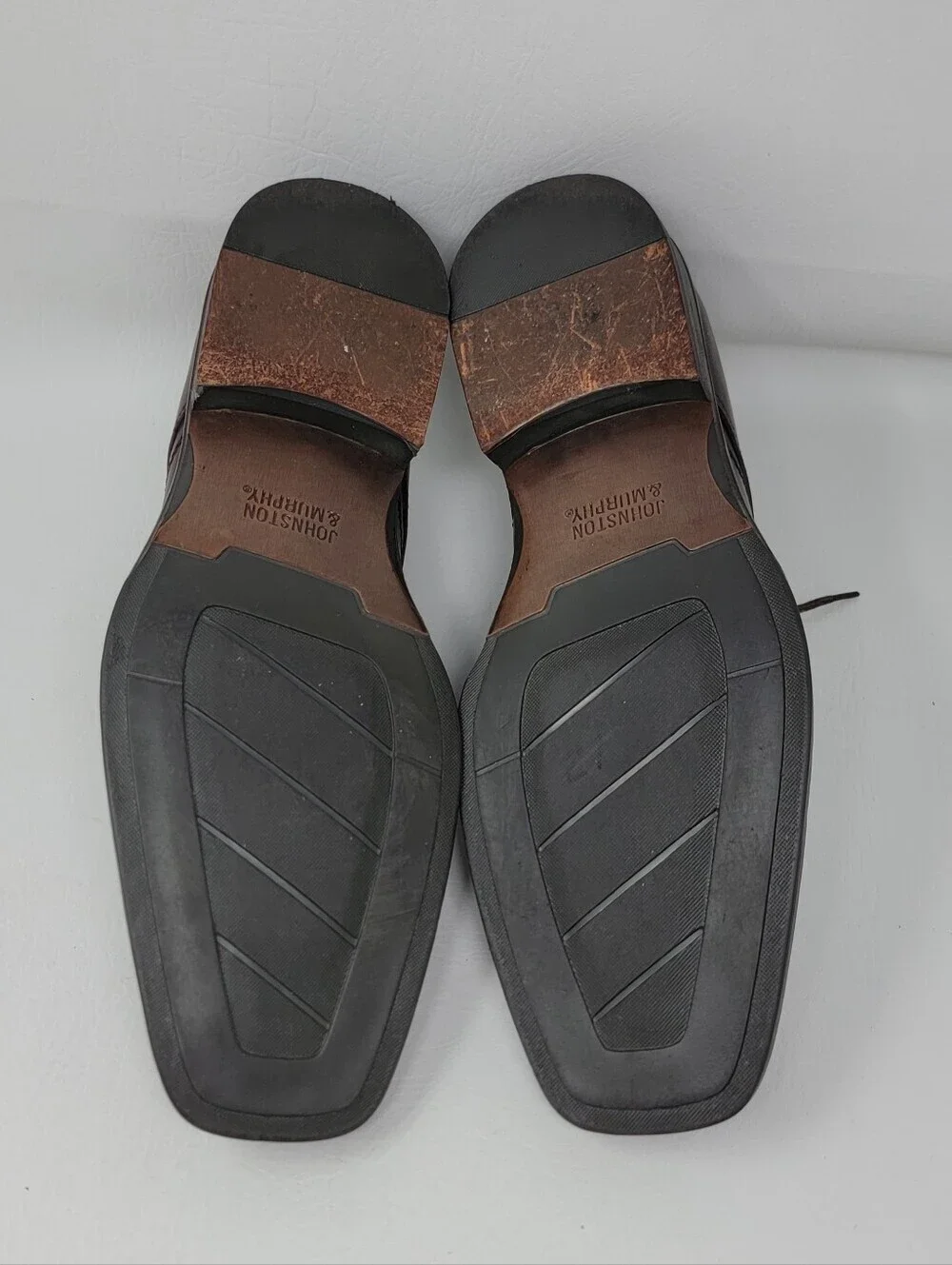 Johnston & Murphy Mens Size 10.5.Dark Brown Leather Derby Square Toe Dress Shoes